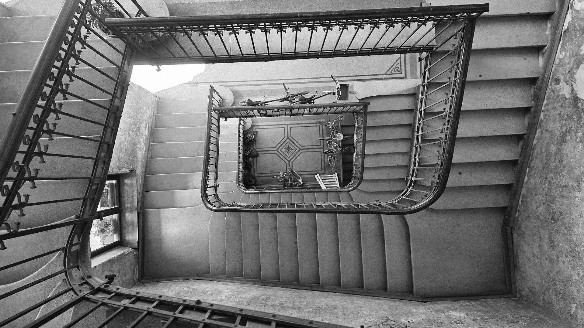 Artlovers' Flat - Kazinczy Street Budapest Apartment